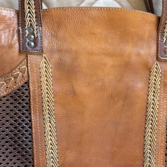 Bed Stu Two-Tone Brown Leather Shoulder Bag - Picture 9 of 10
